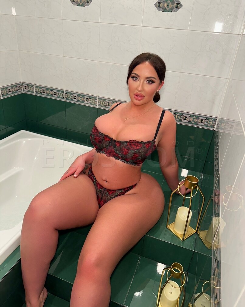 Larissa