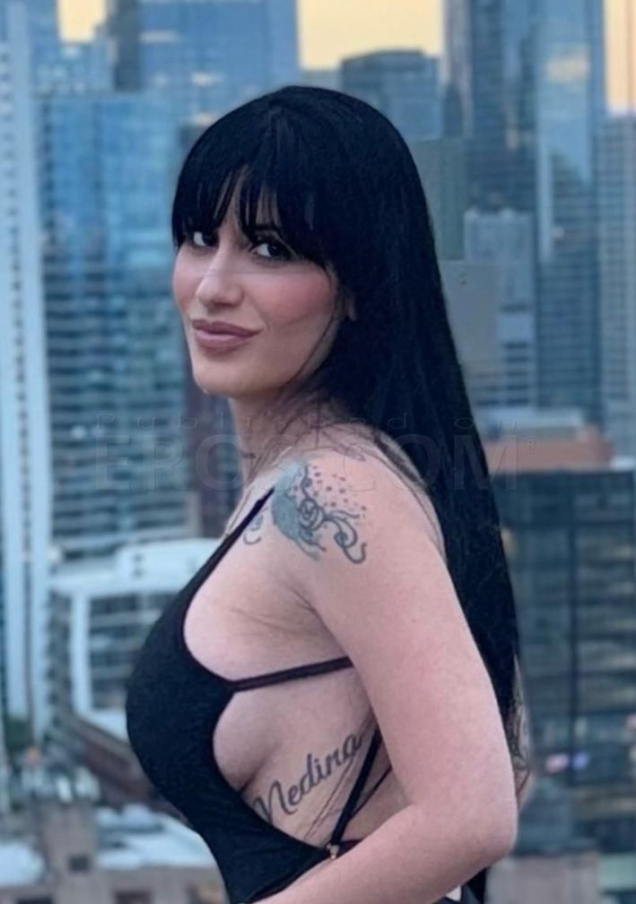 Mia