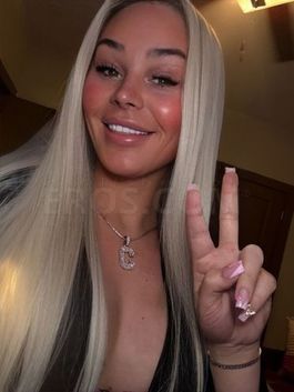 TS Bombshellkelsey