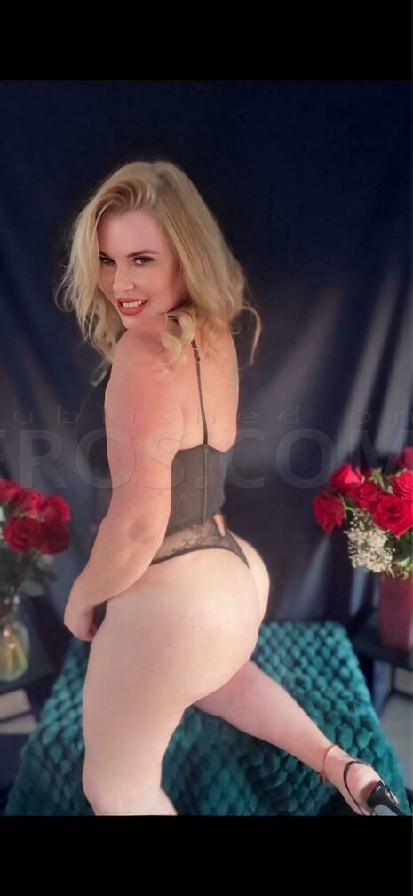 Nikki Blonde European