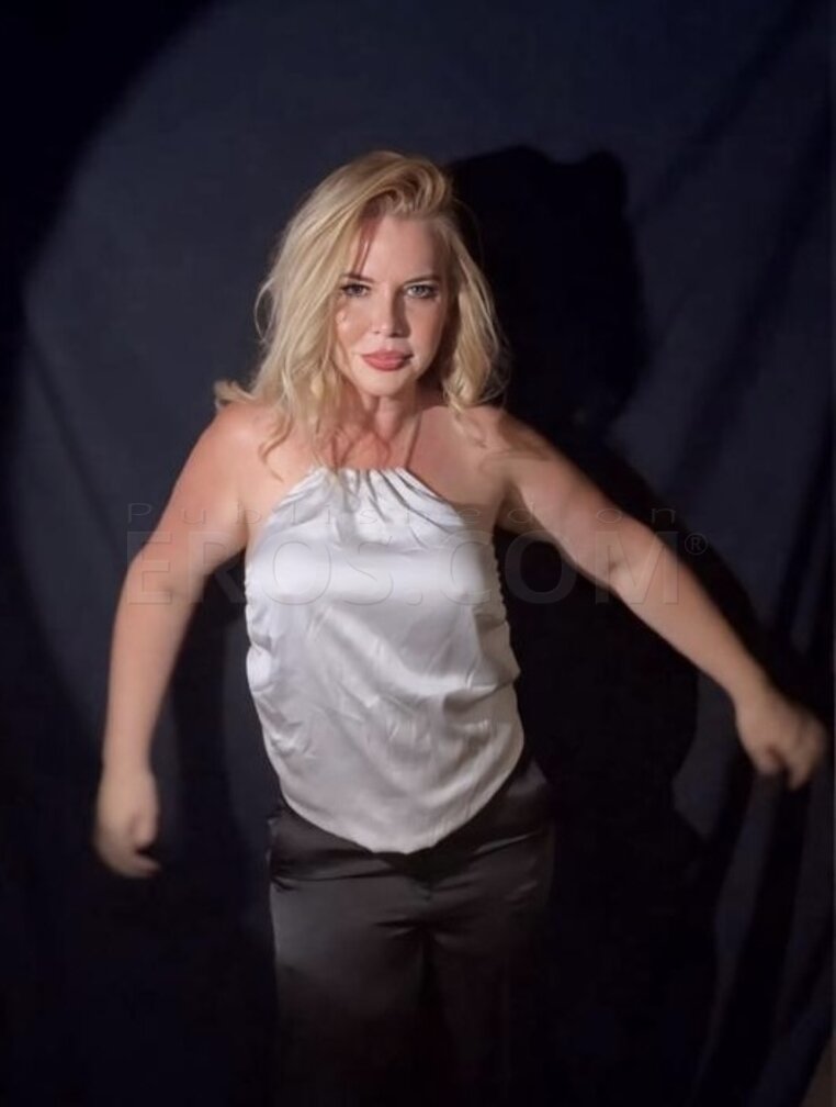 Nikki Blonde European