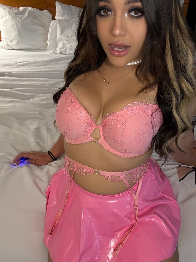 VIP Hazel