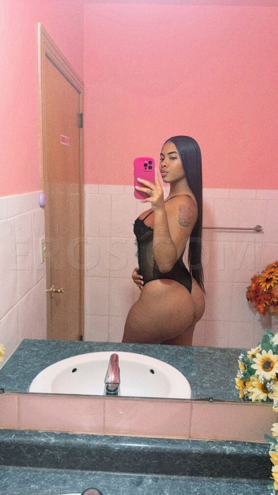 Mia