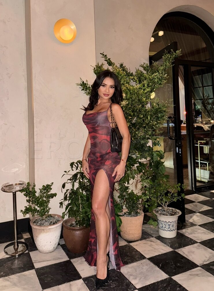 Rini in Las Vegas Now