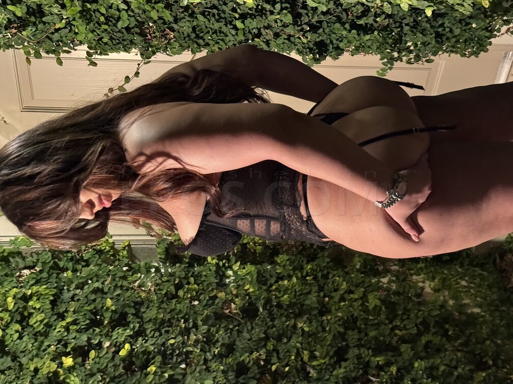Colombian Goddess Natalia