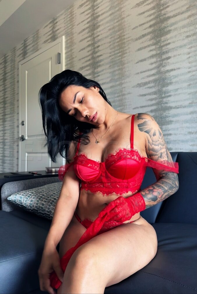 Exotic Colombian Annie Fox