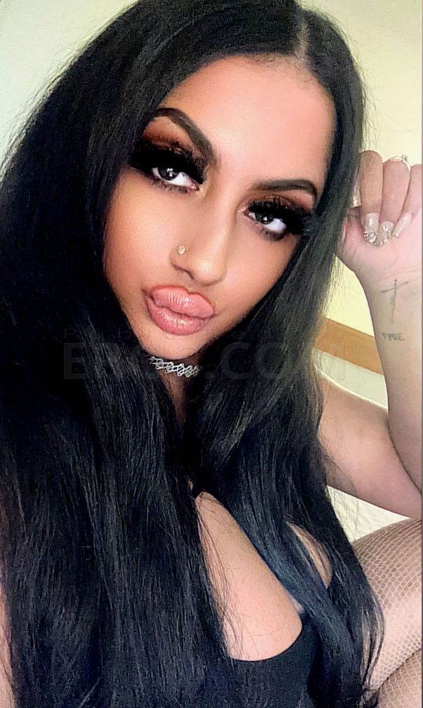 Riya Patel, Your Exotic Bombshell