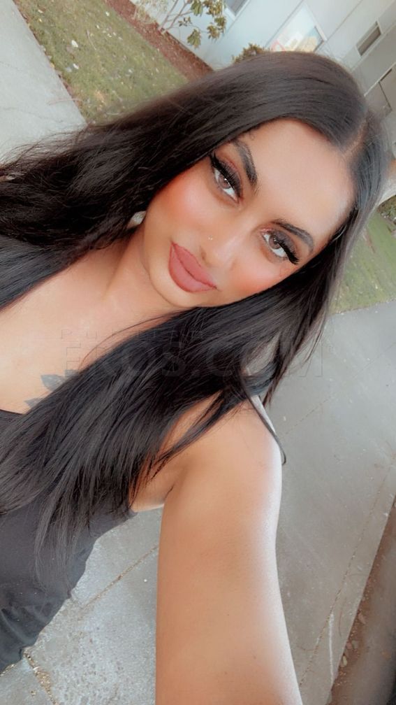 Riya Patel, Your Angelic Bombshell