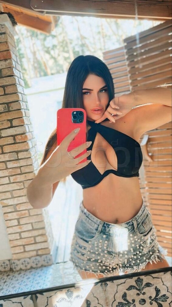 Jayda in Edison