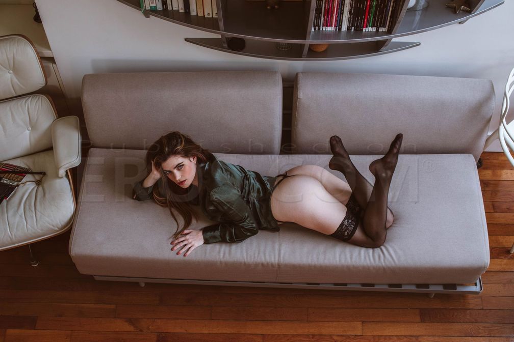 Pornstar Nicole Rae