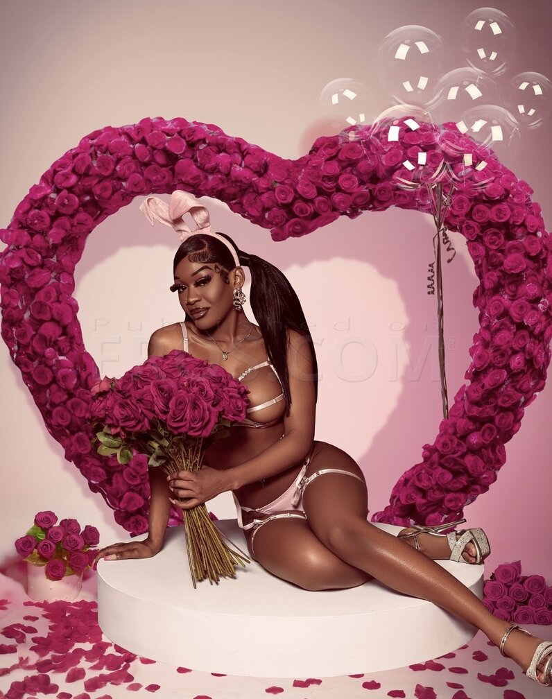 Ms. Ayiona Carti