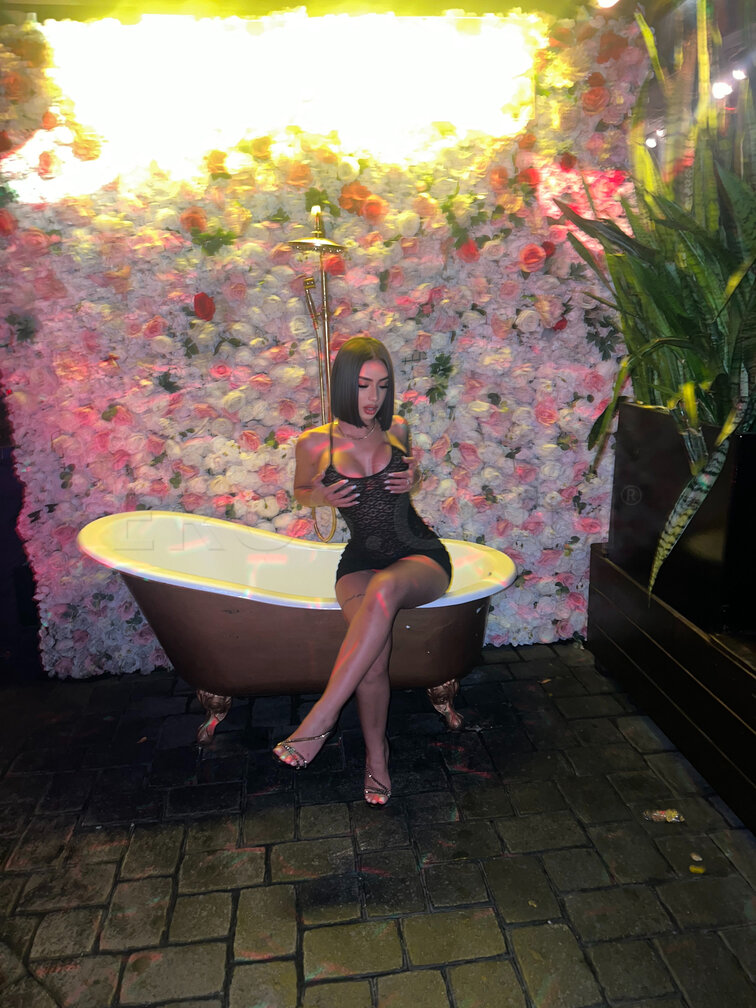 VIP Sabrinna