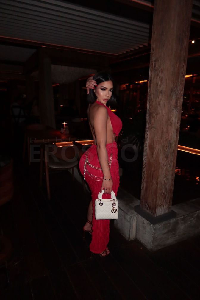 VIP Sabrinna