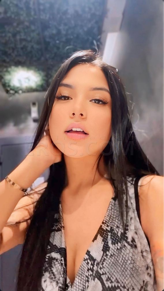 Emely in Troy