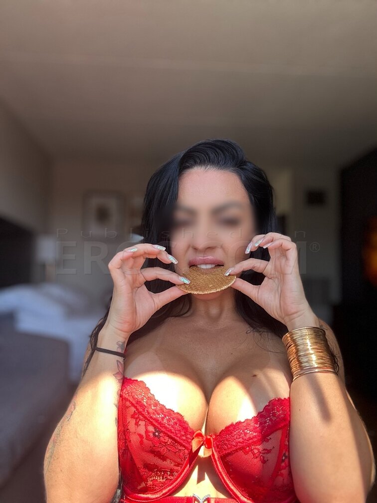 Ana sexy Brazilian