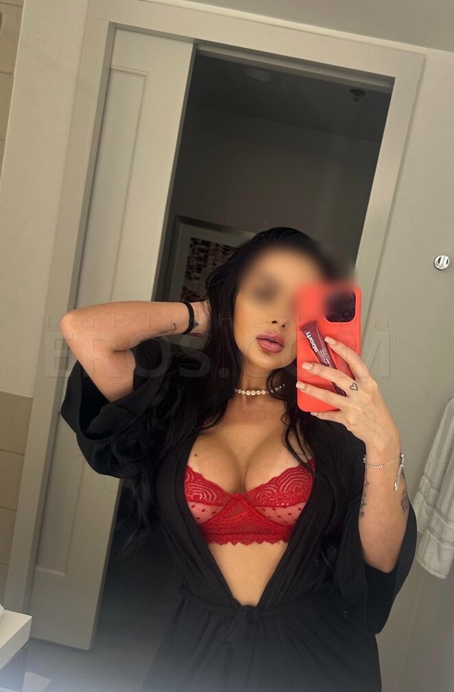 Ana sexy Brazilian