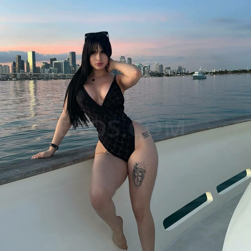 Mia