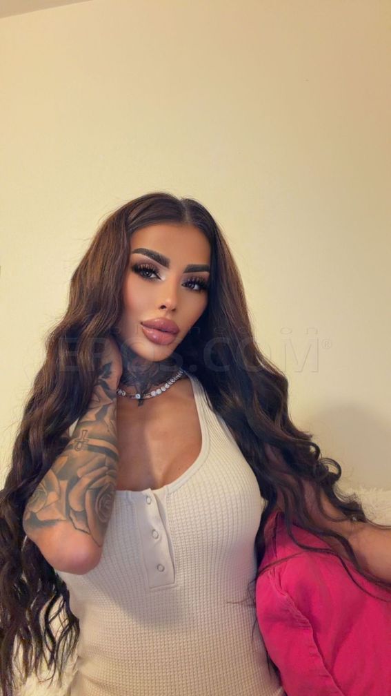 VIP Julia here for your fantasy