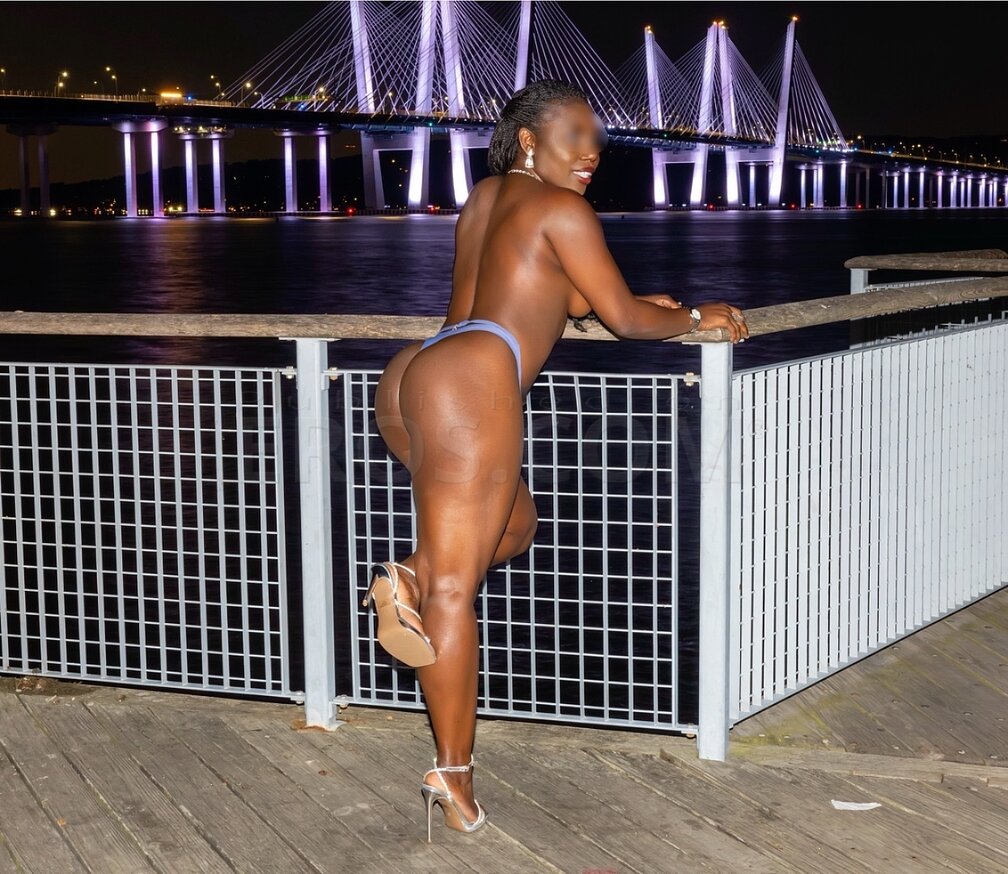 Vanessa Shaw