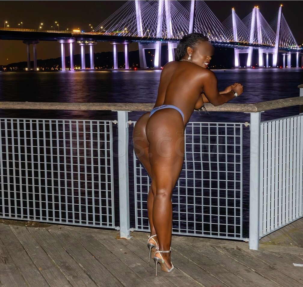 Vanessa Shaw