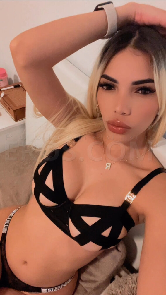 Mia