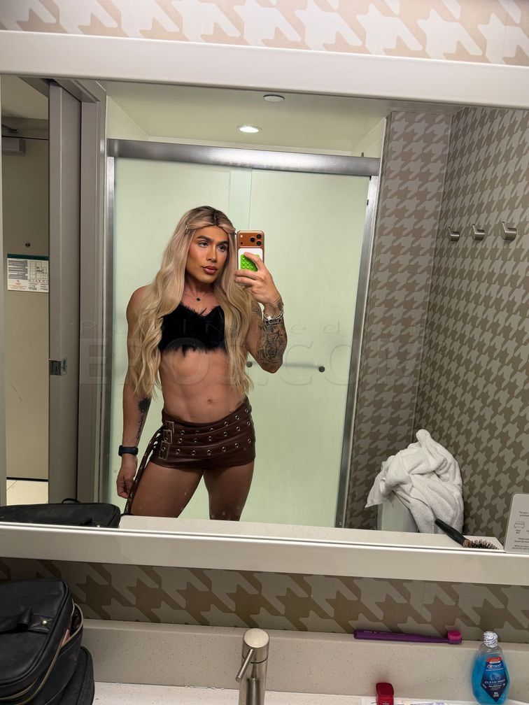 Maya Ferrari