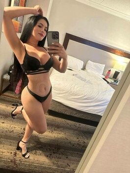 Ana in Edison