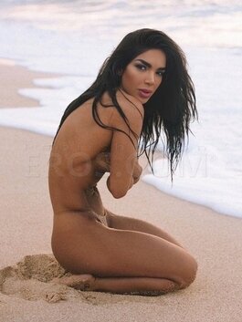 Adela Deschamps