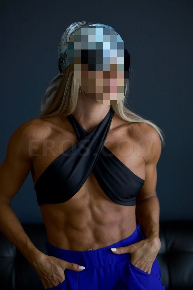 VIP Adela Deschamps