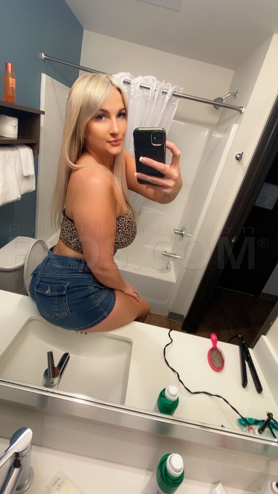 AmberMcqueen28