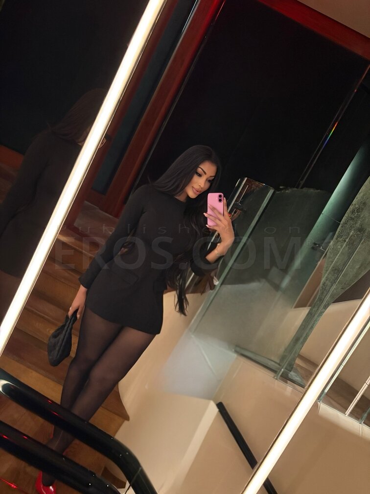 VIP Eliza