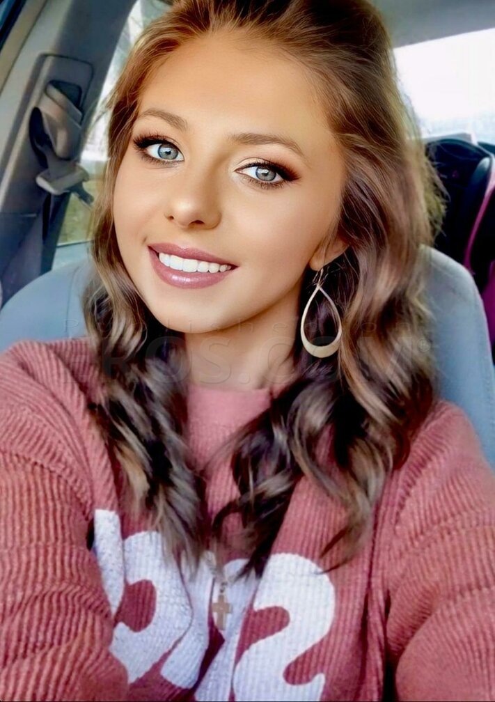 Cierra Nicole