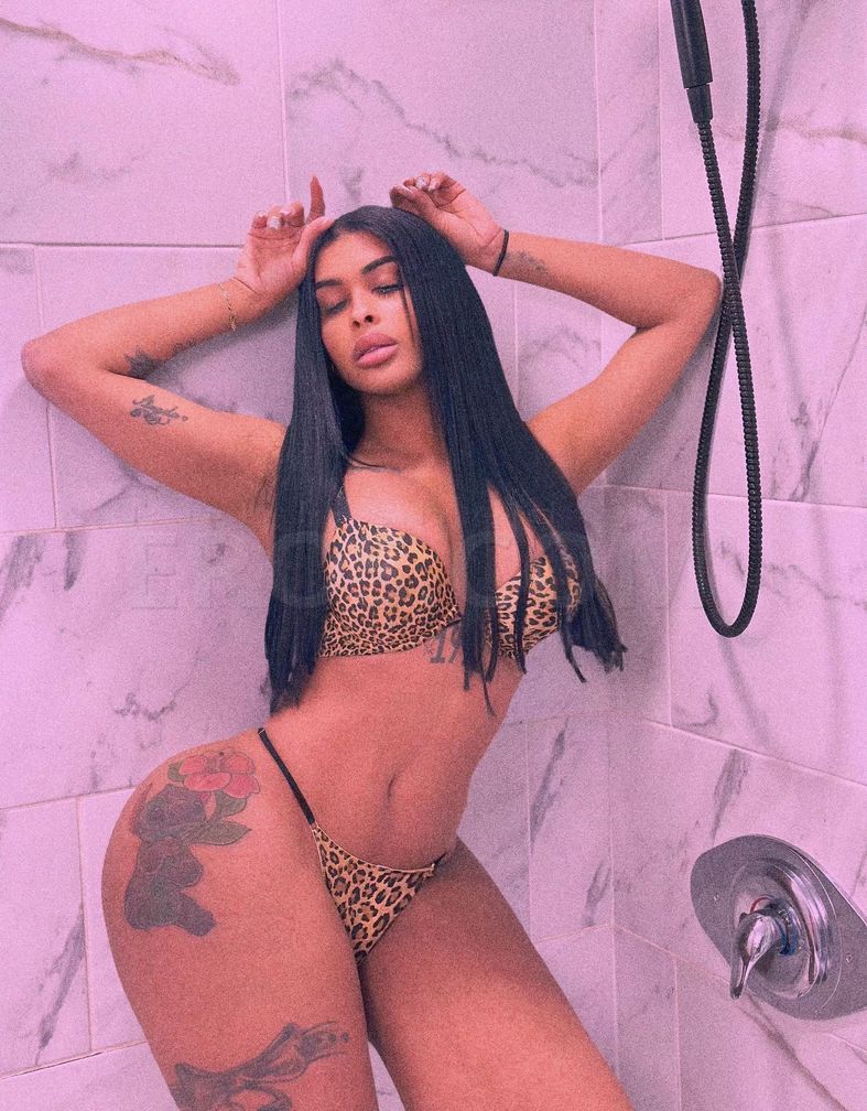 YOUR CUBAN GIRL
