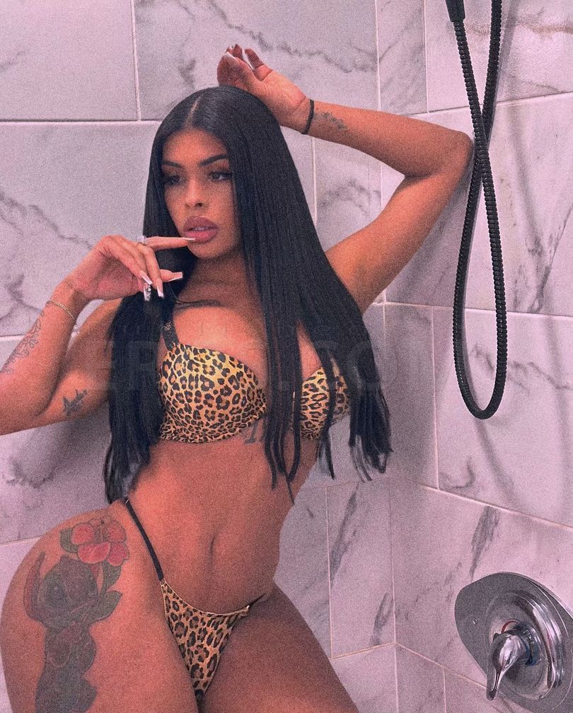 YOUR CUBAN GIRL