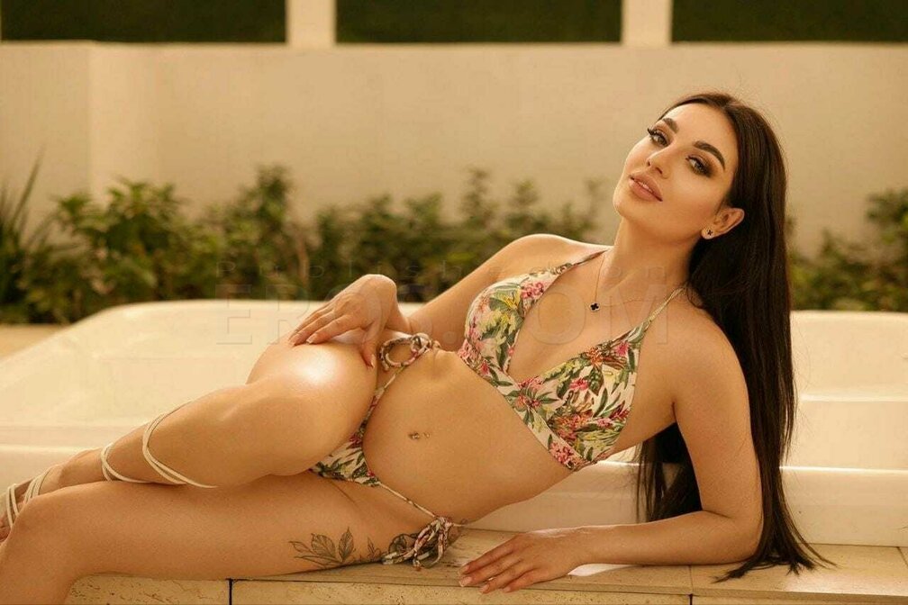 Bella CoLumbus