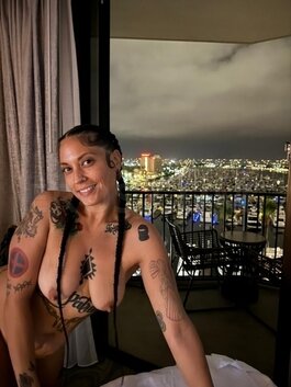 Jenni Papaya