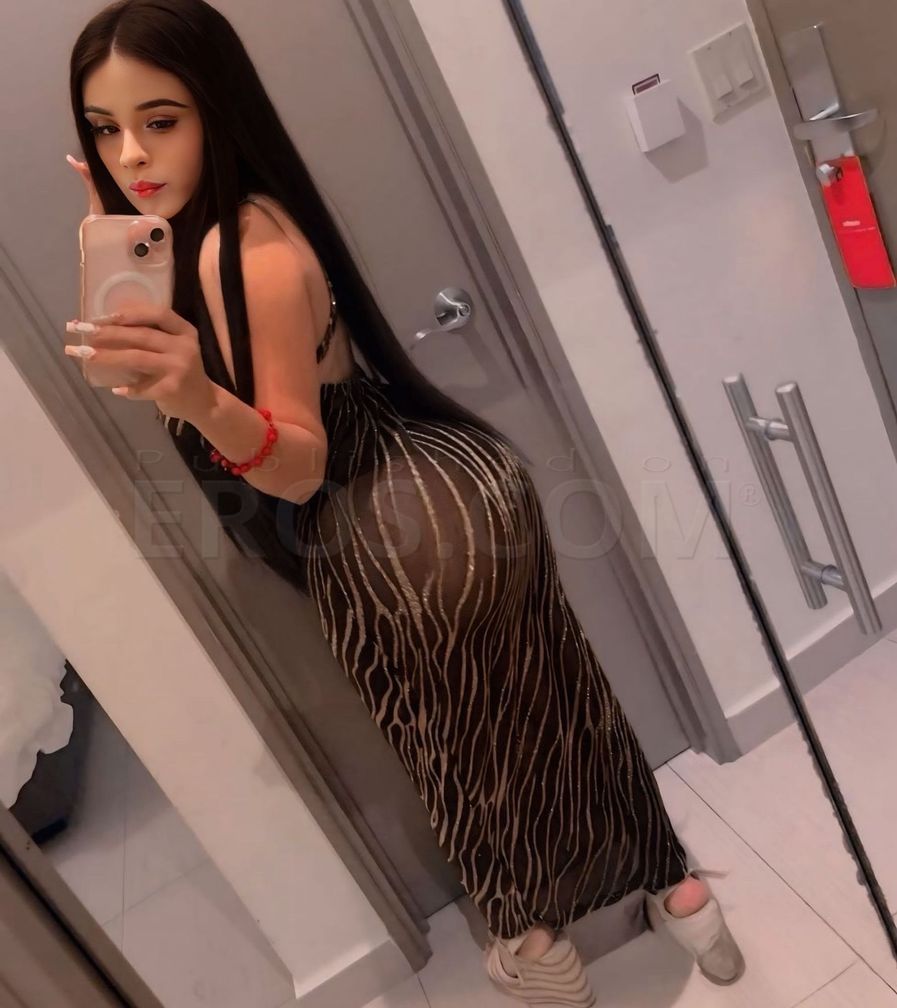 GISELL IN DOWNTOWN