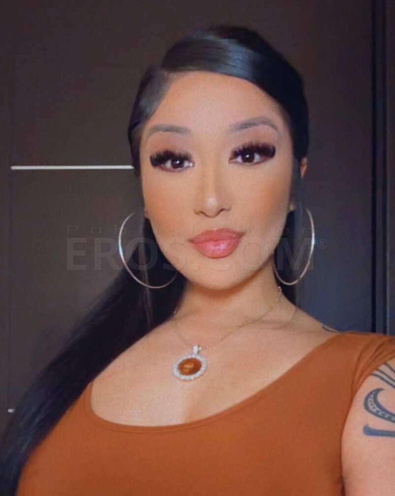 Alluring Alyssa