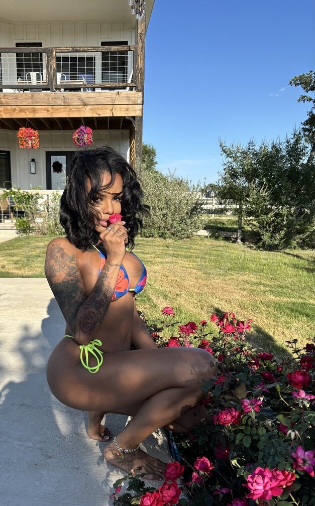 Anya Katt