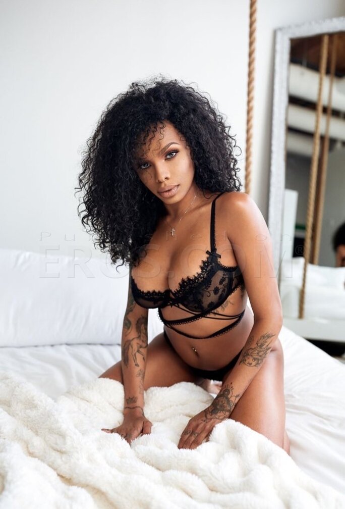 Anya Katt