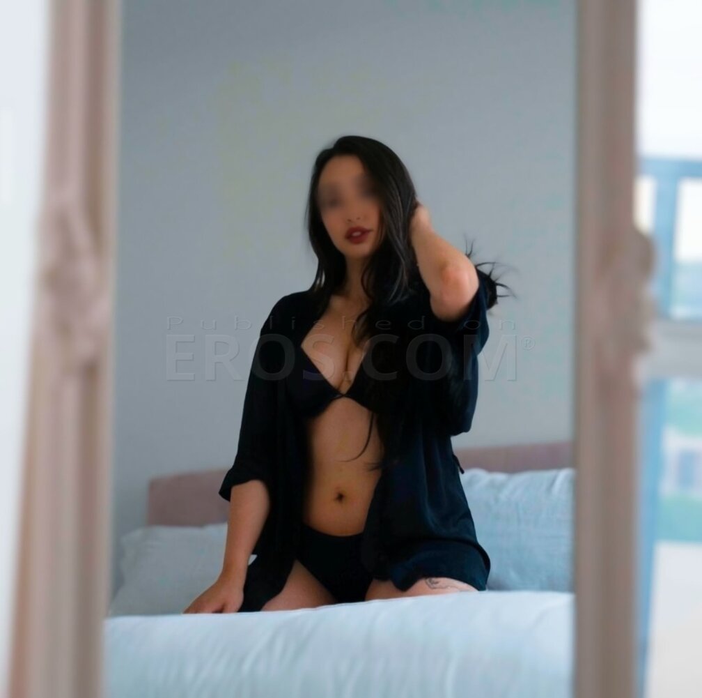 Mona Love