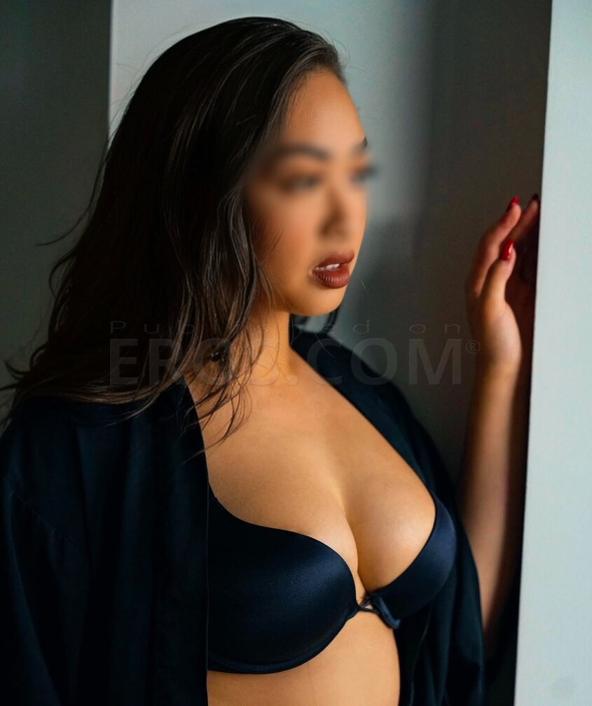 Mona Love