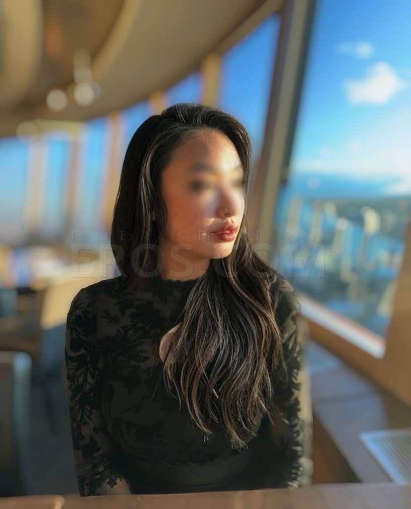Mona Love