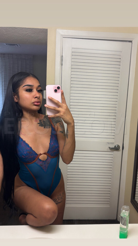 Yvonne dior