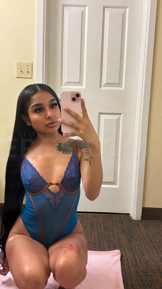 Yvonne dior