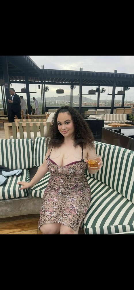 Alina M