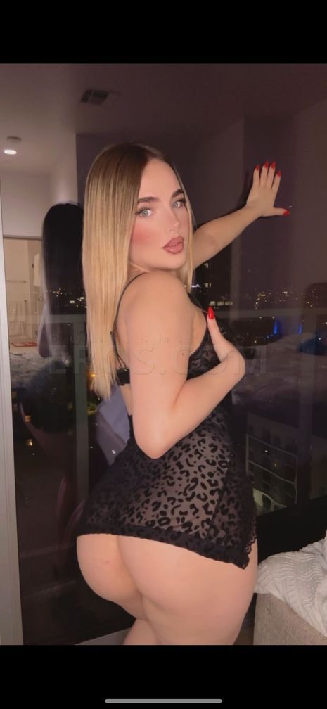 Khloe