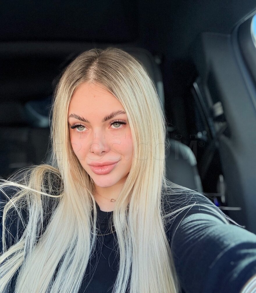 Mia