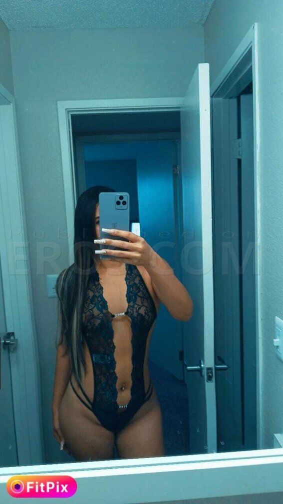 Mia