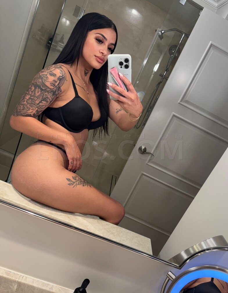Mia
